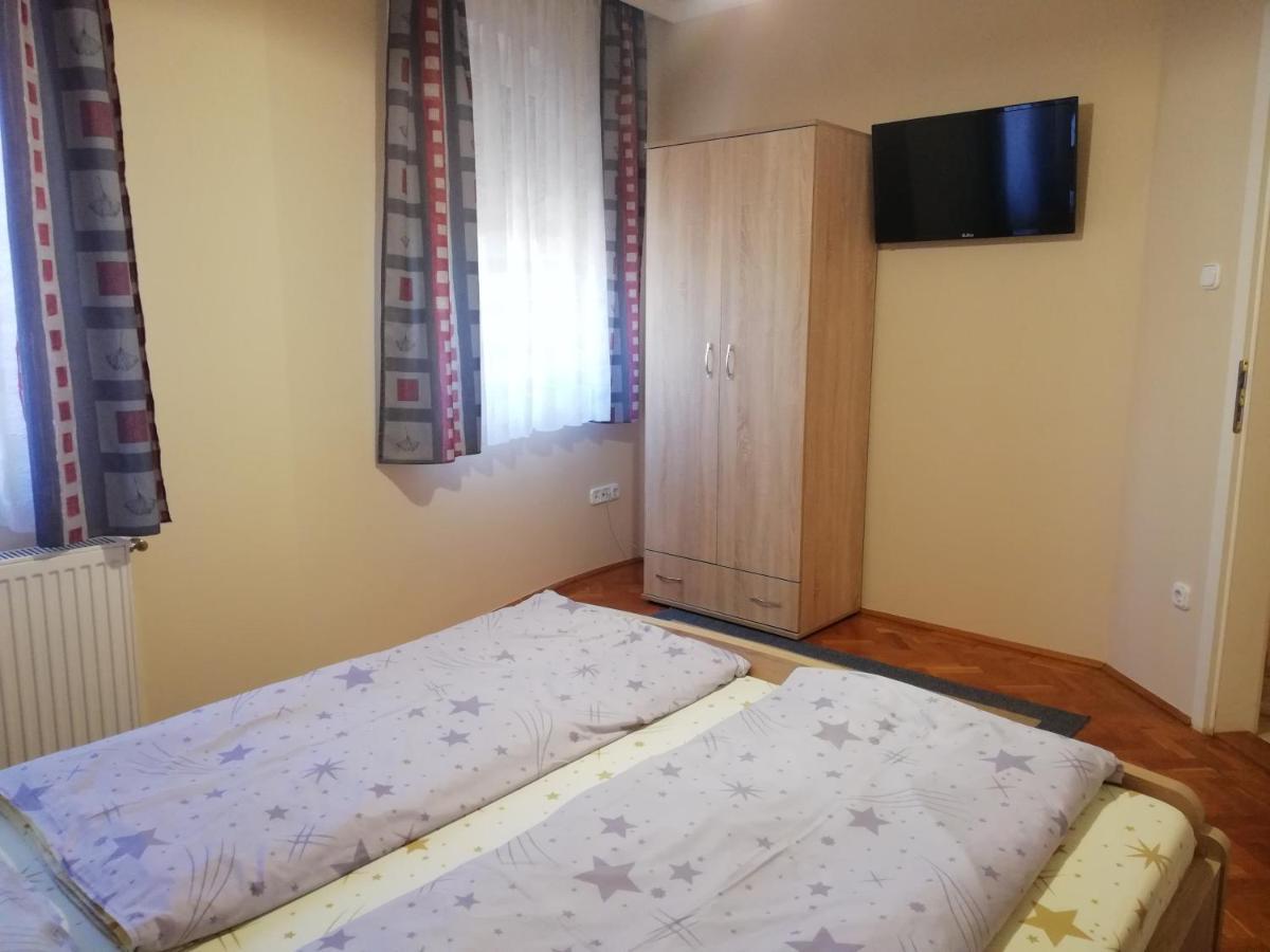Imola Es Andrea Apartmanhaz Hajdúszoboszló Eksteriør bilde